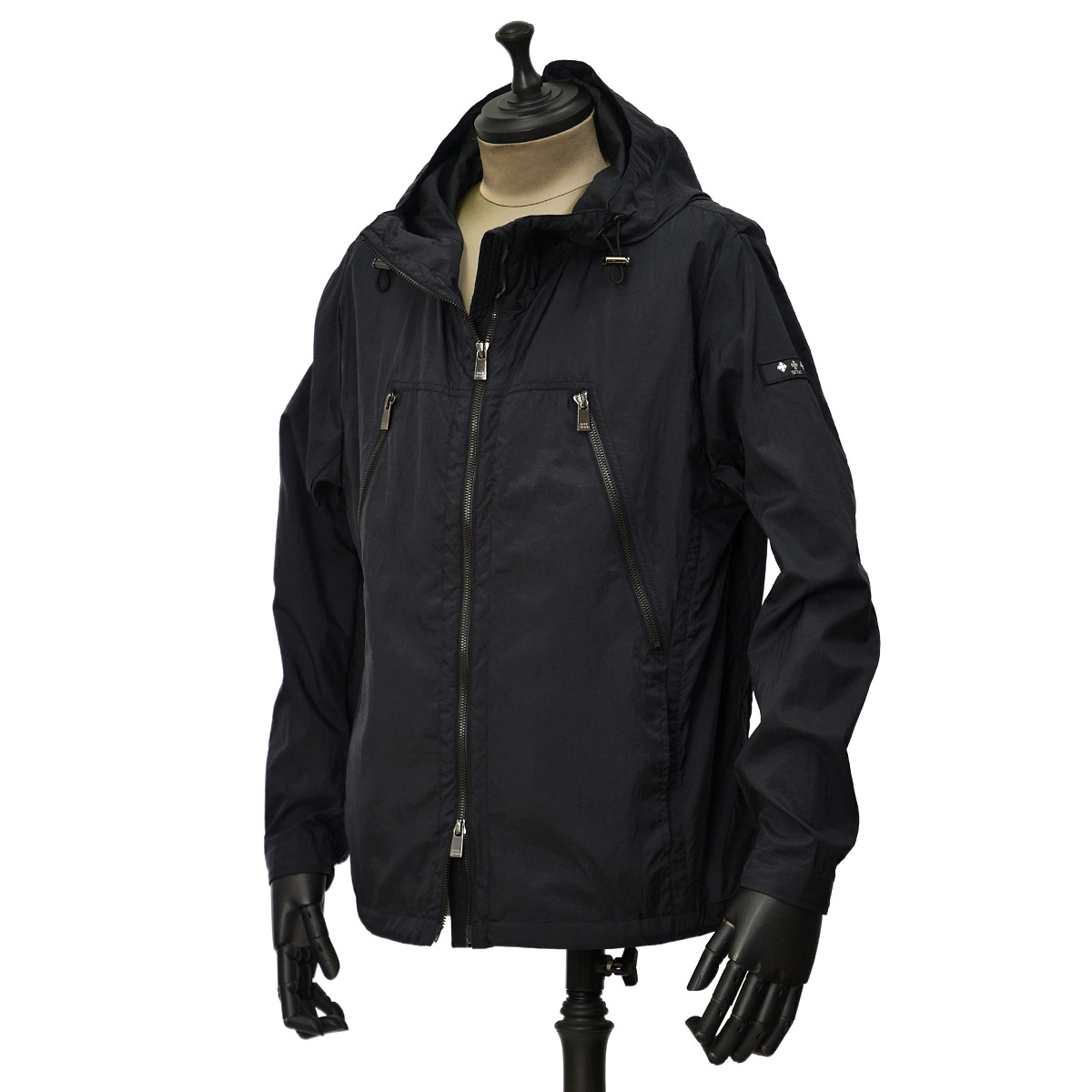 TATRAS【タトラス】フーデットブルゾン LULIO ナイロン ブラック