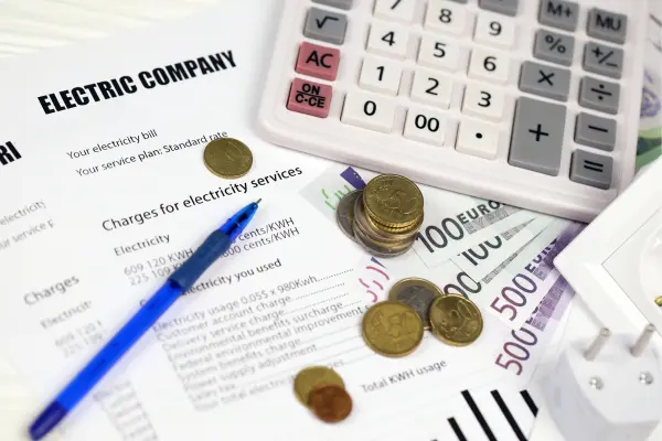 今すぐできる！業務用エアコンの電気代削減テクニック