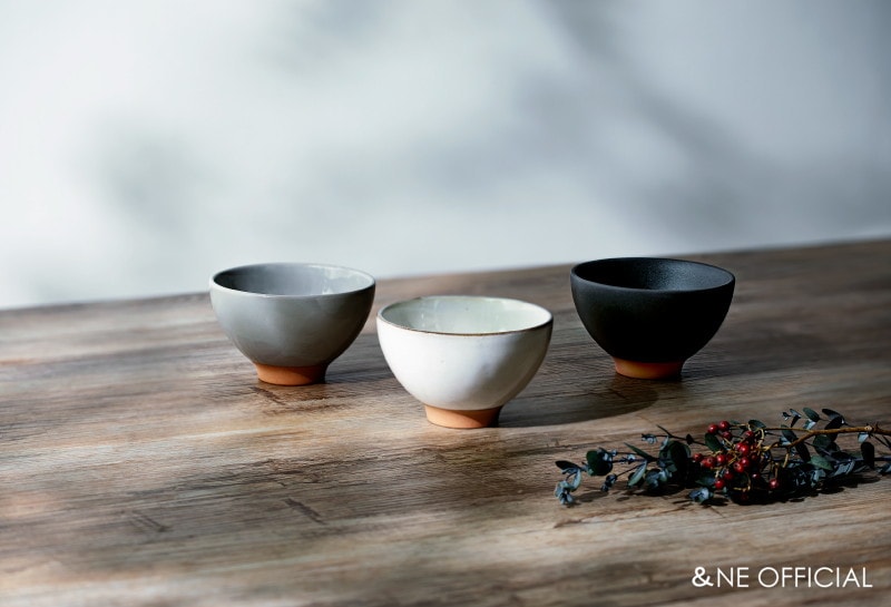 あたたかみのある赤土お茶碗