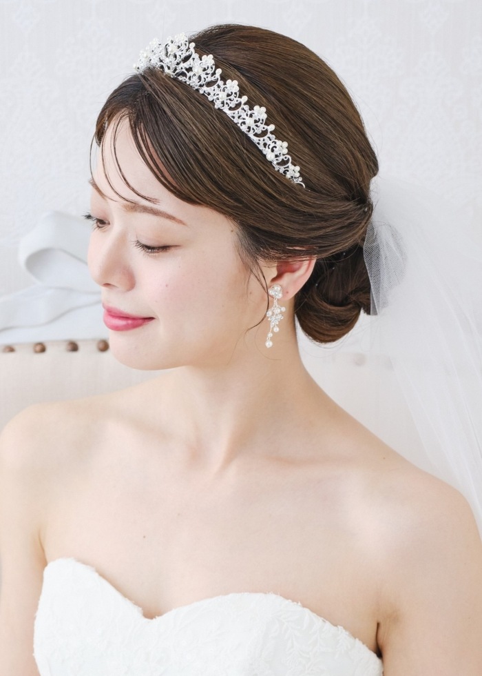超美品！ annan wedding 人気No.1ティアラ&イヤリング ブライダルアクセサリーのアンナンウェディング