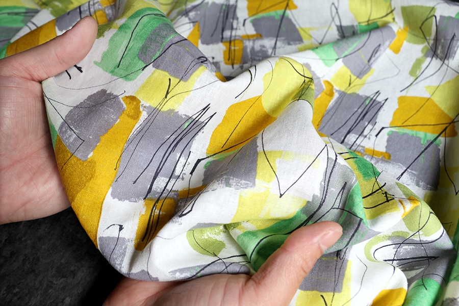 洗いをかけた 綿麻プリント「ジェオリィ」