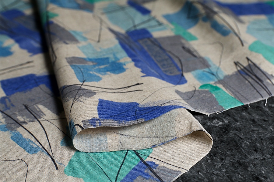 洗いをかけた 綿麻プリント「ジェオリィ」