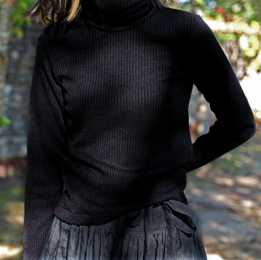 タートルネック プルオーバー