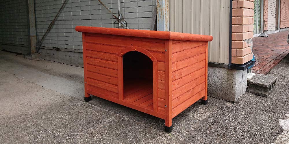 【ガレージの軒下】片屋根木製犬舎の設置イメージ