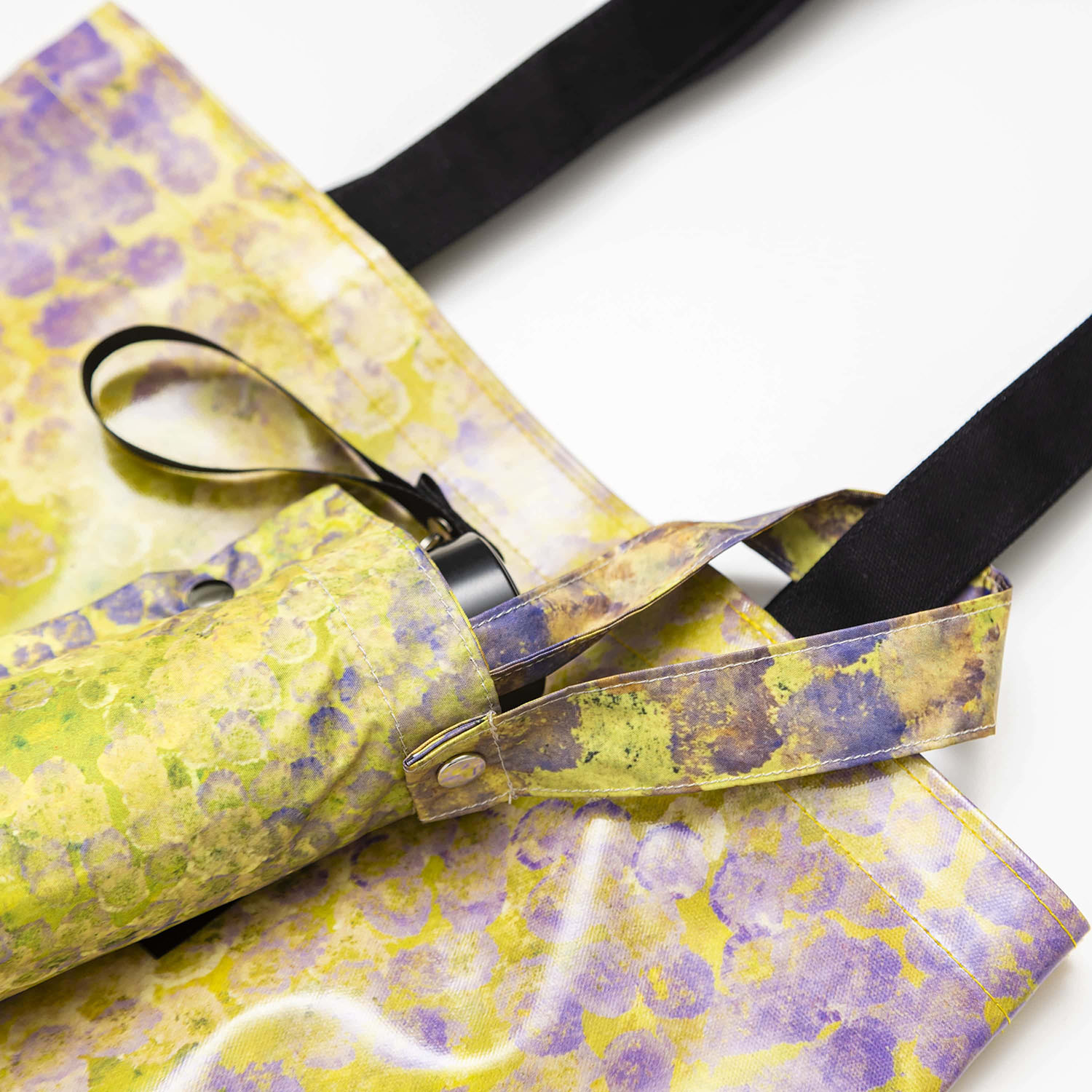 販売開始】折り畳み傘のご紹介