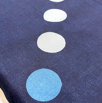 徳島の本藍染め手ぬぐい「丸つなぎ」天然染料