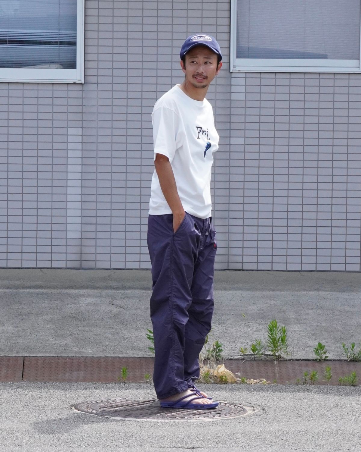 NAVY WALKER ST EASY PANTS Styling Detail