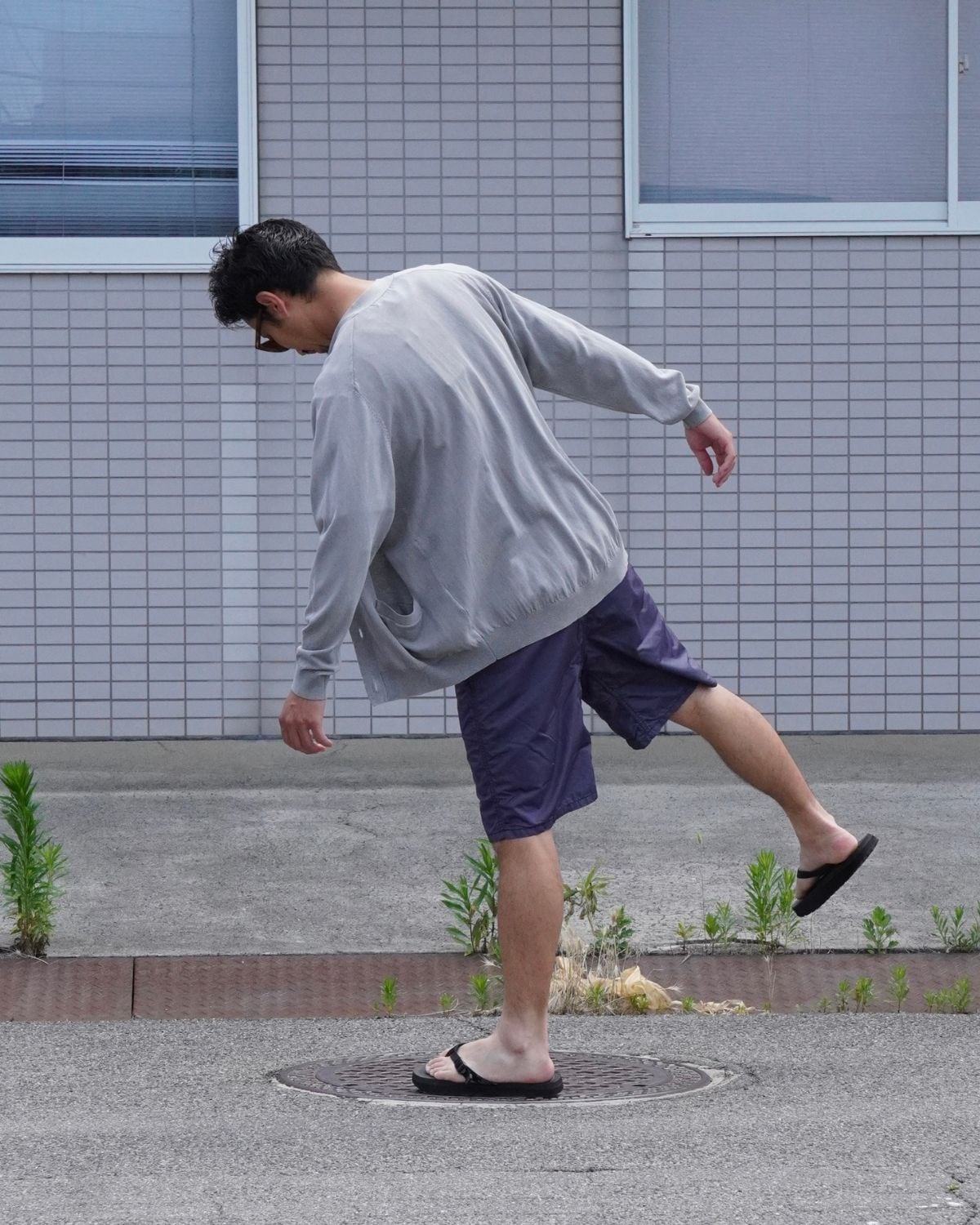 NAVY WALKER EASY SHORTS Styling Detail