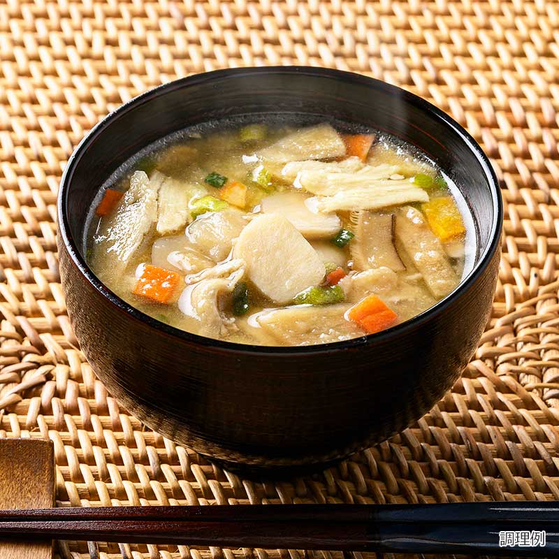 味わい深い こくうま豚汁