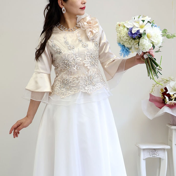 即納☆【3795】【フォーマル衣装】パールビーズ刺繍ブラウス TSS1994-4