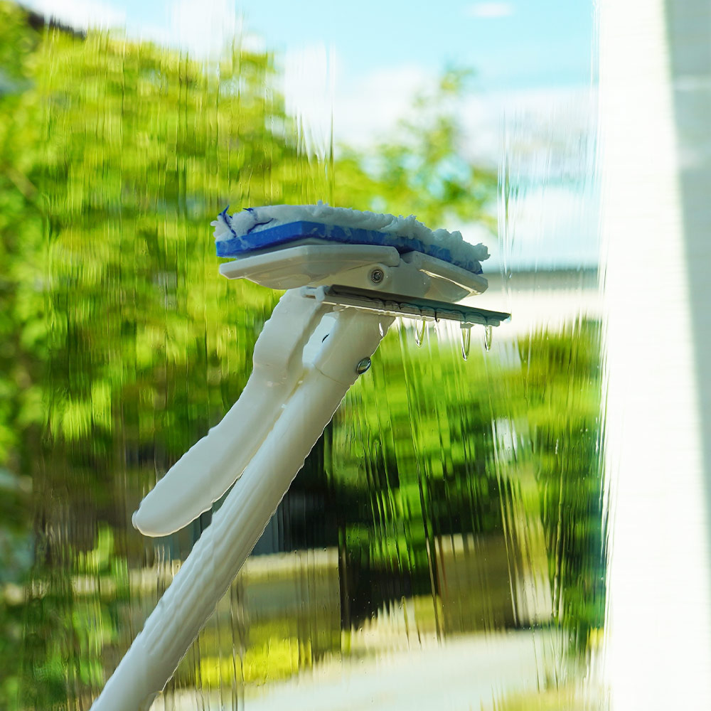 次回入荷時期未定】WD322 窓・網戸 楽絞りワイパーF（伸縮柄