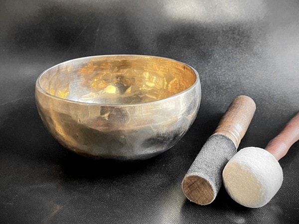 シンギングボウル／ 手打ちシンギングボール Φ16cm 【7メタル  