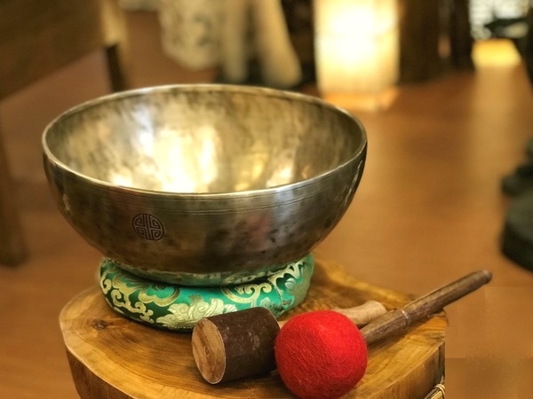 フルムーンボウル・セブンメタル／シンギングボウル Φ33cm【F