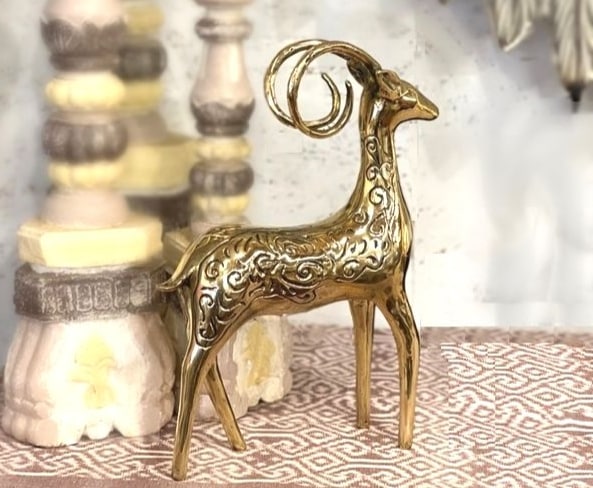 キジャン（鹿）のオブジェ／鹿の置物 【ゴールド】　真鍮製-アジアンライフスタイルチャナン　公式通販