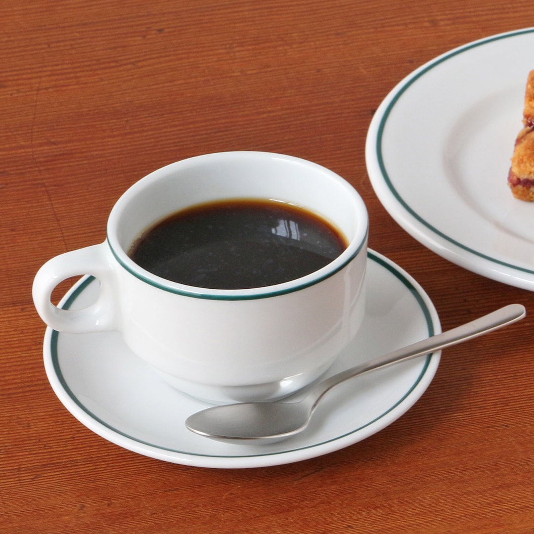 カップ＆ソーサー