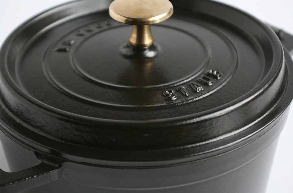 Staub　ピコ・ココット　ラウンド（ブラック）