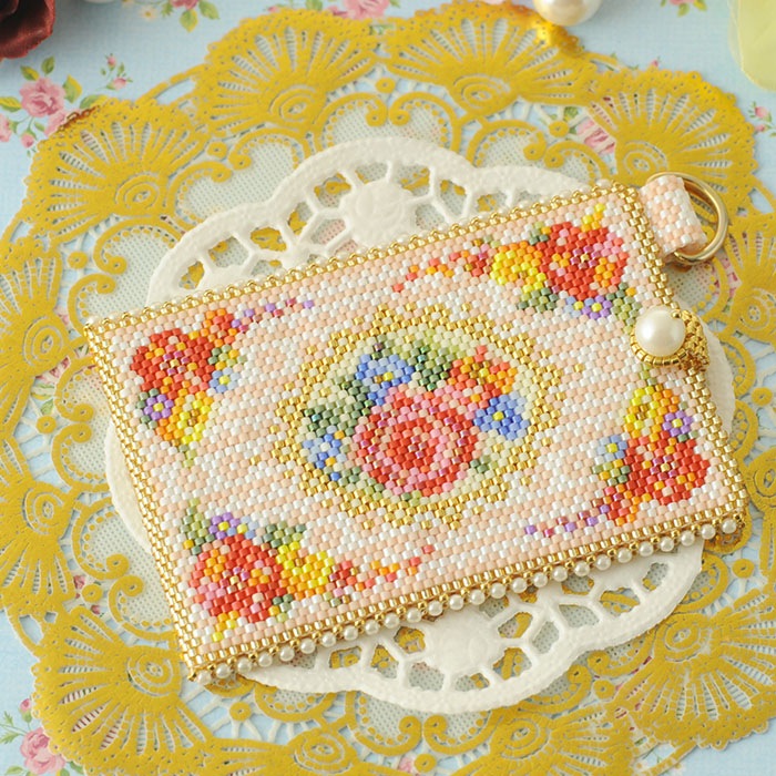 スイートヴィクトリアン～パスケース 【ビーズマニア】 | アイテムで