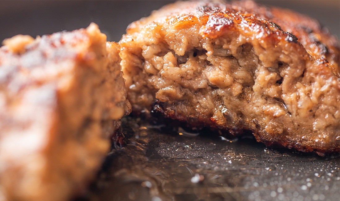 食卓を笑顔にするハンバーグ