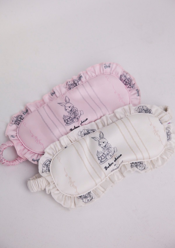 ガーリーファッションのうさぎ柄セーラー襟ルームウェア4点