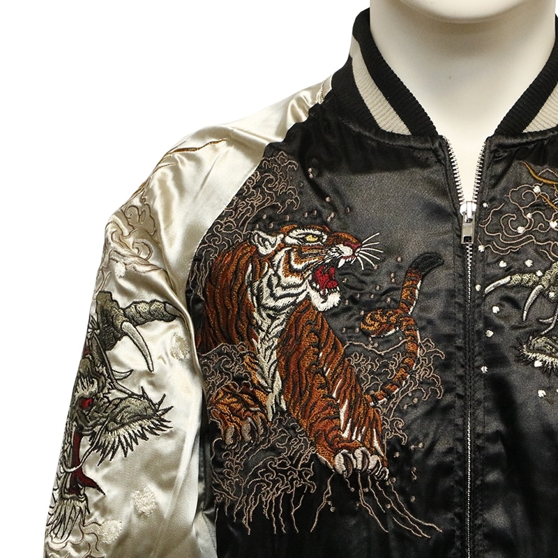 華鳥風月 美品 ２面用 日本限定 虎龍ワシ スカジャン 100%silk 華鳥風月 美品 2面用 日本限定 虎龍ワシ スカジャン 100%silk - メルカリ