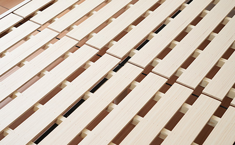 すのこ構造（2枚～3枚仕様）