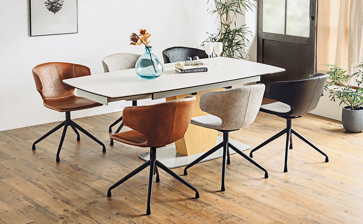 Linea Round（リネア ラウンド）チェア ダイニングシーン