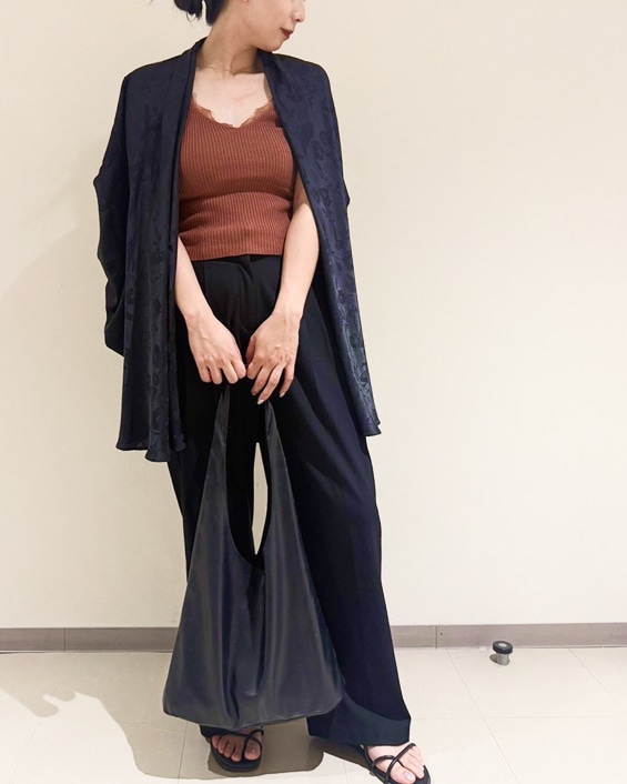 LOOK 01