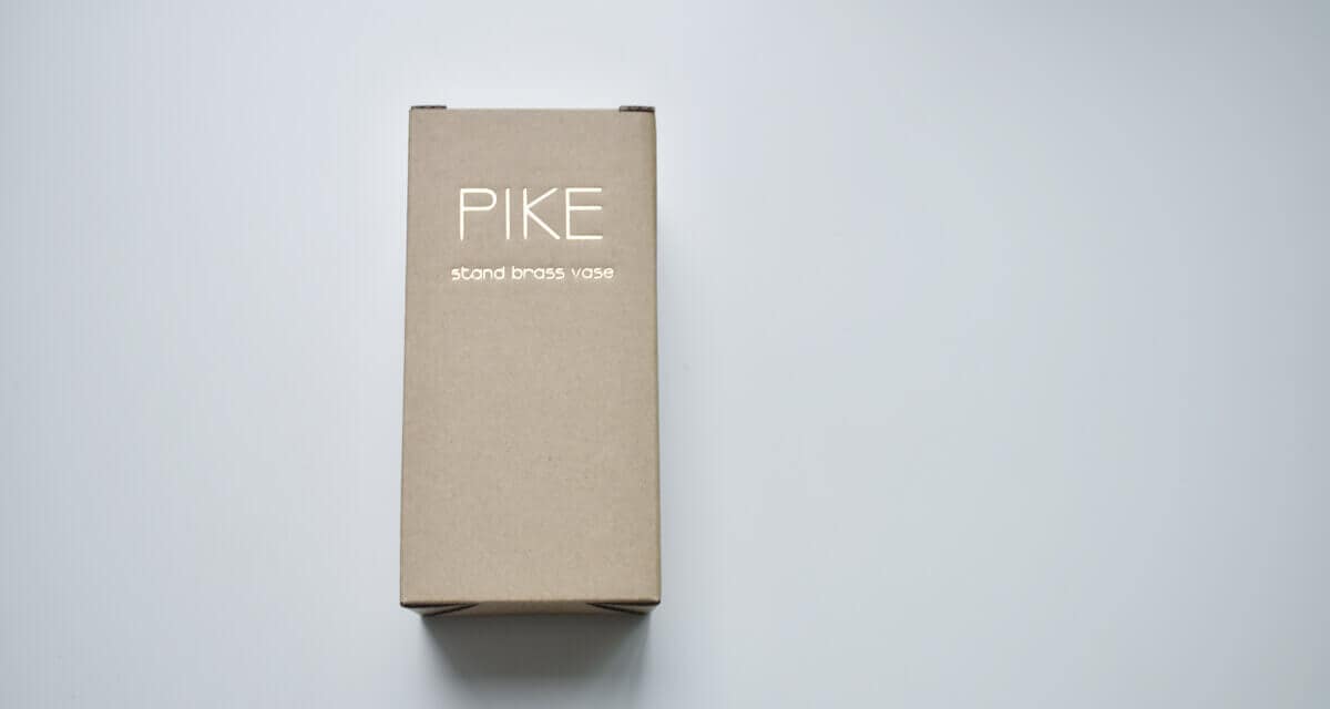 pike stand brass vase