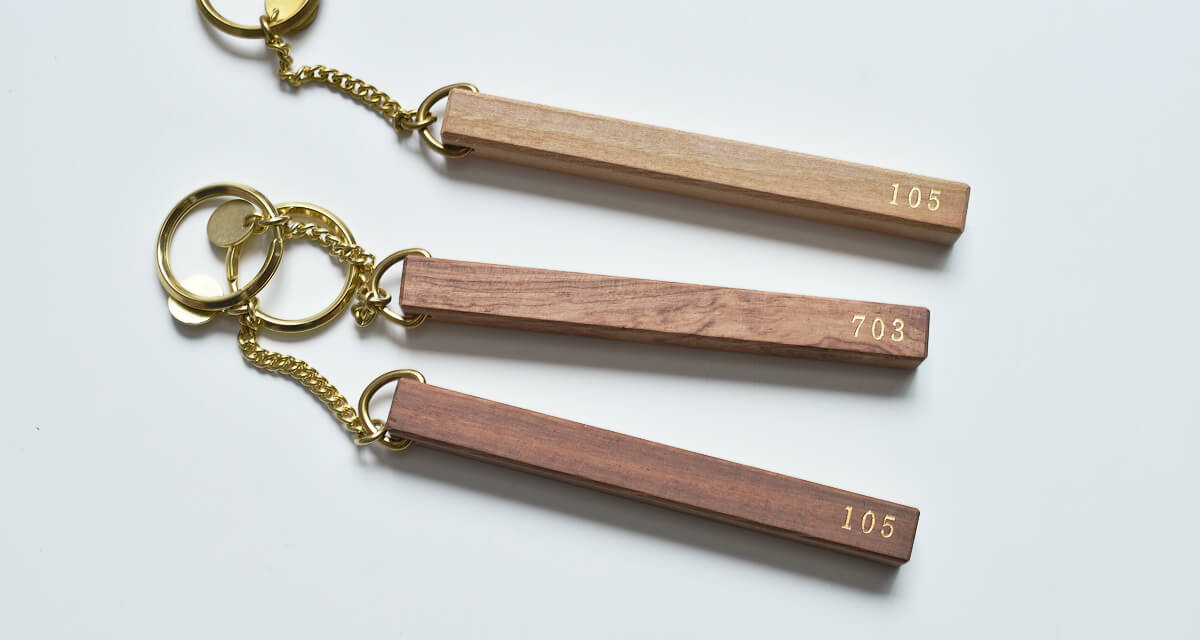 Wood Hotel Key Holder Catawara カタワラ