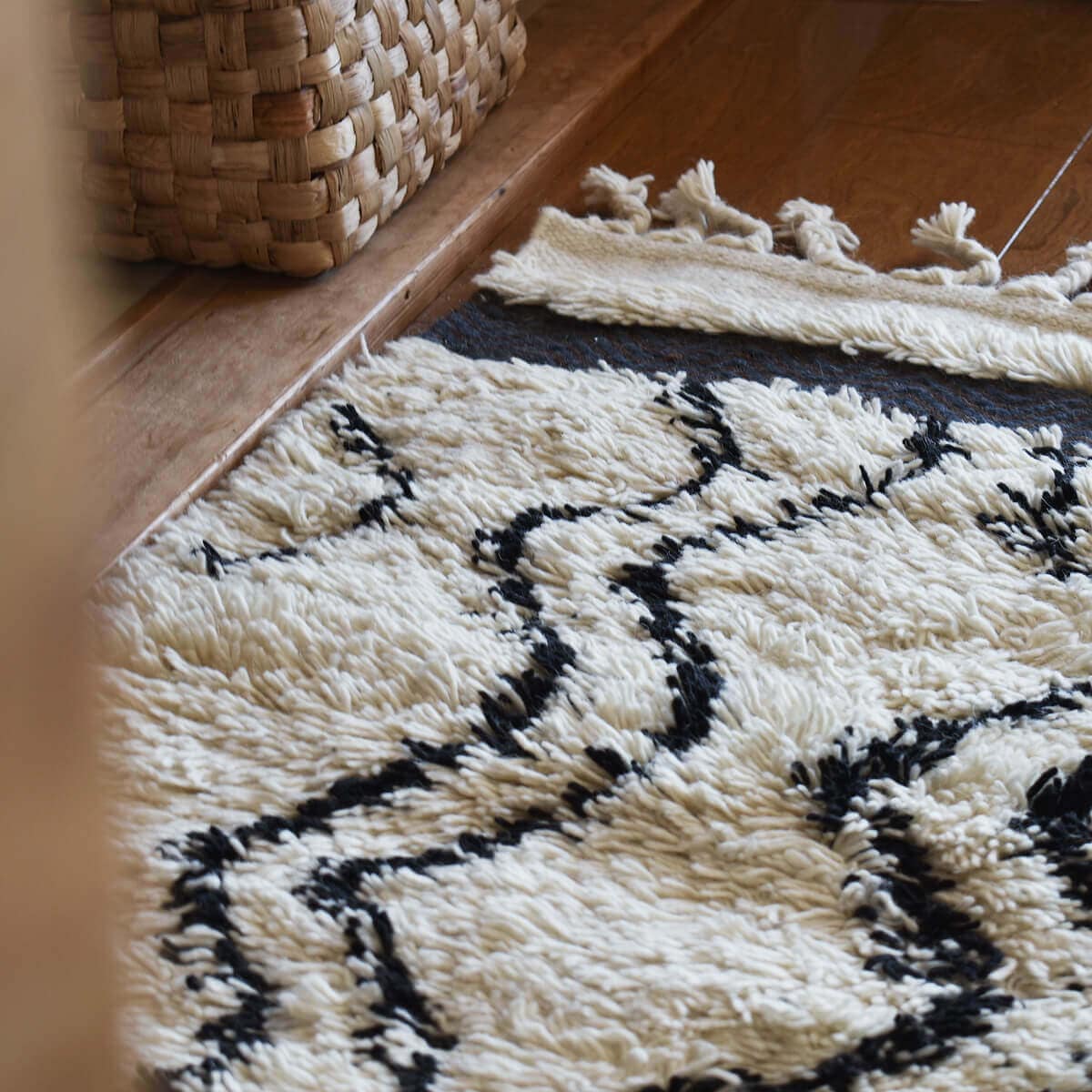 shaggy wool rug