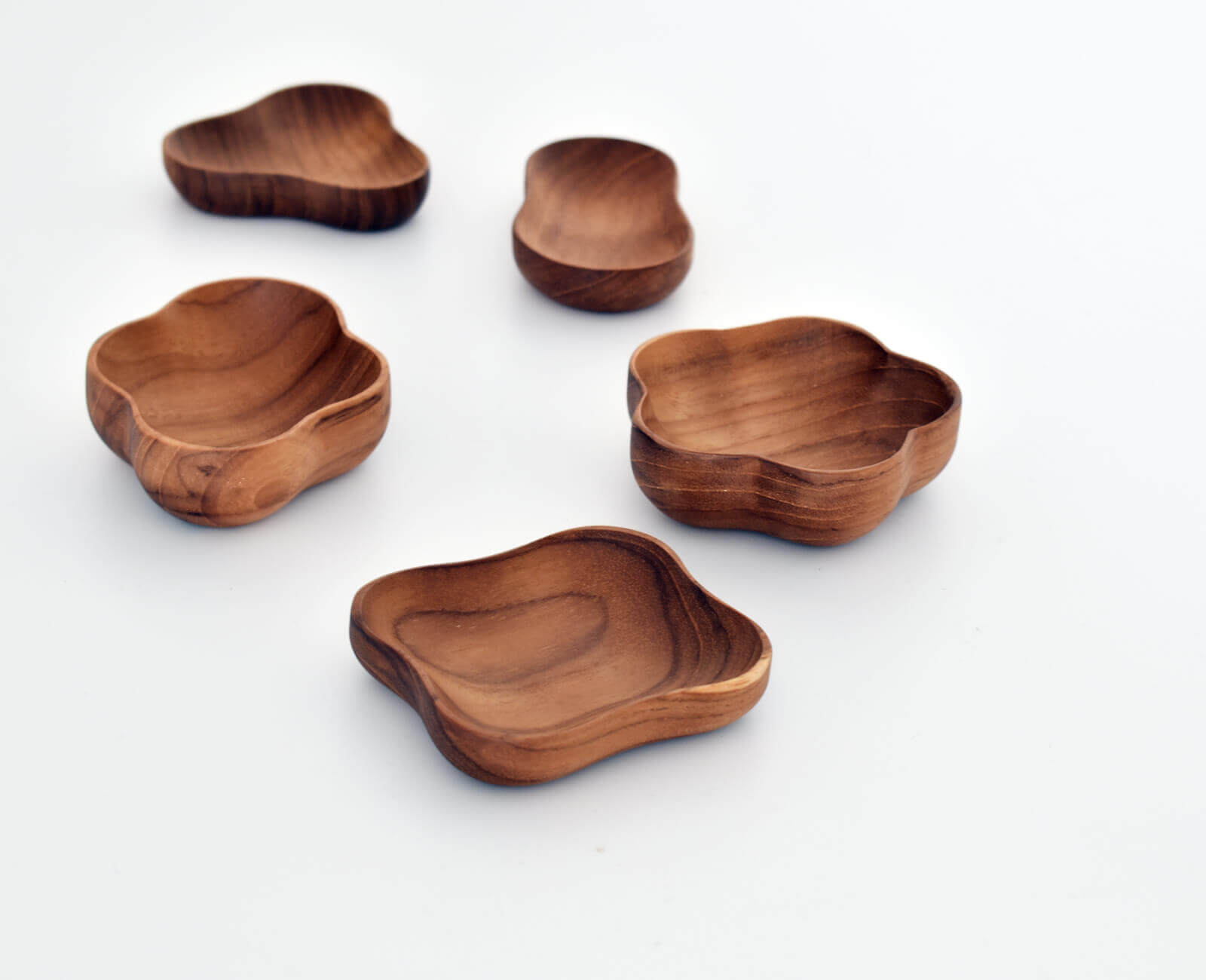 TEAK WOOD MINI PLATE