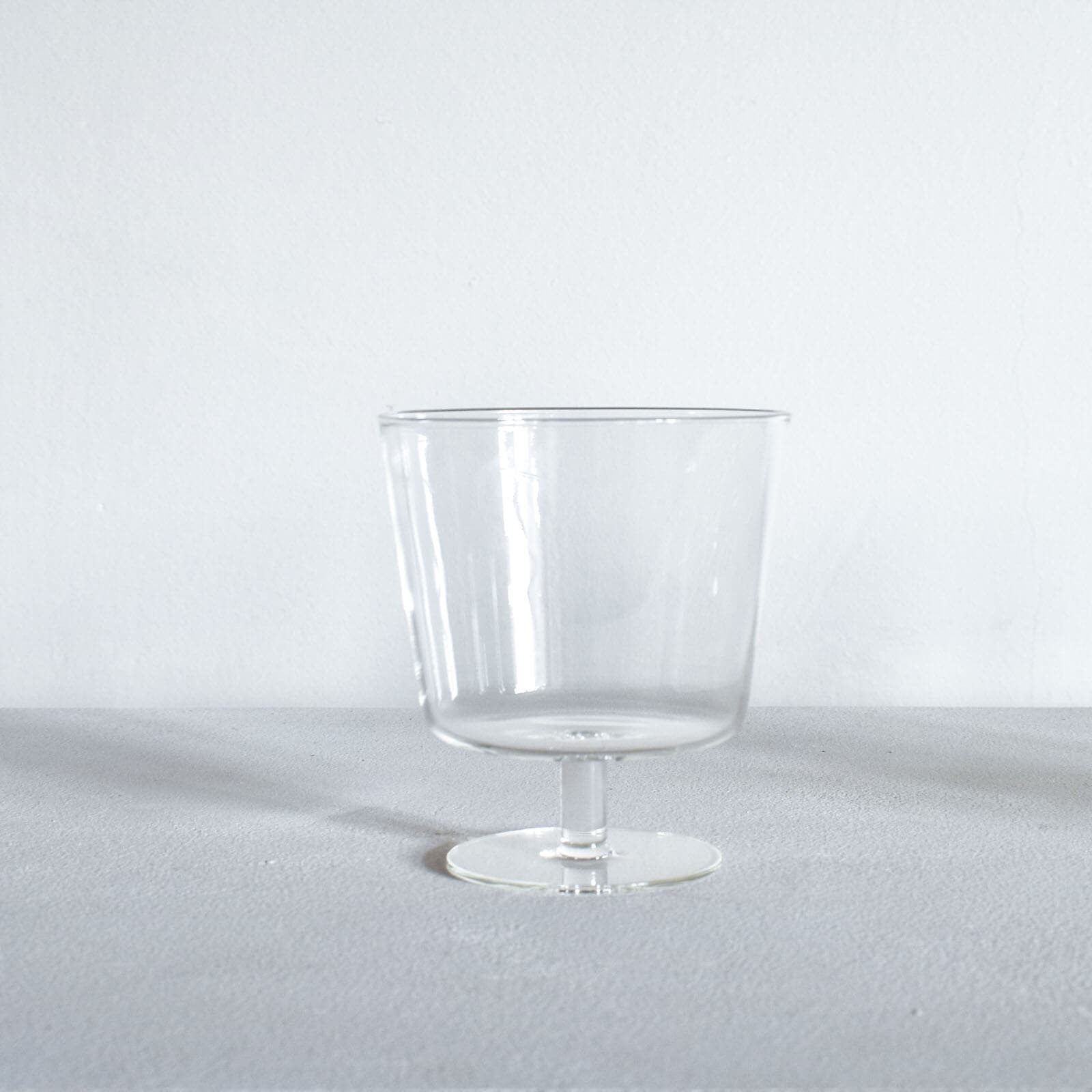 H-R GLASS