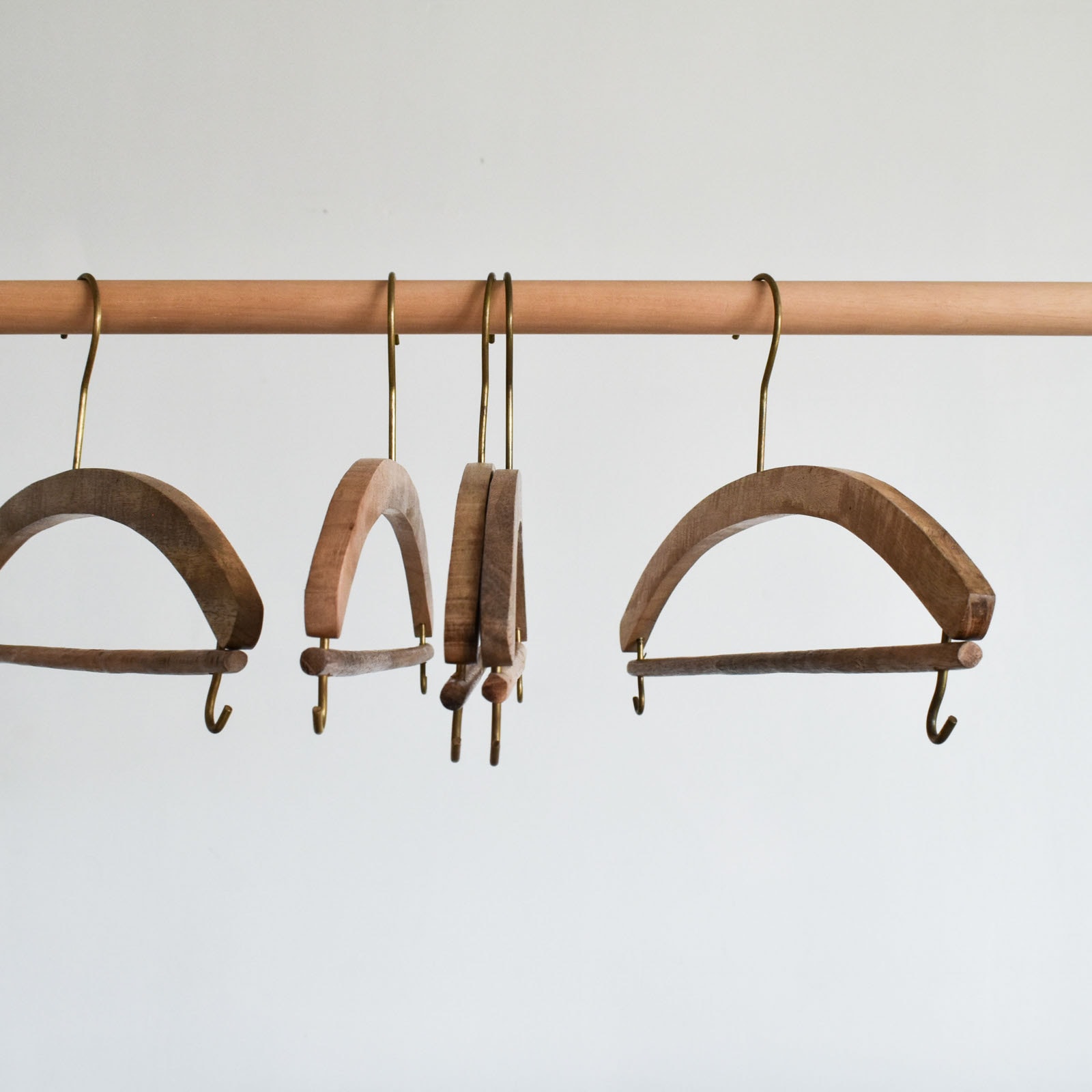 WOOD SKIRT HANGER