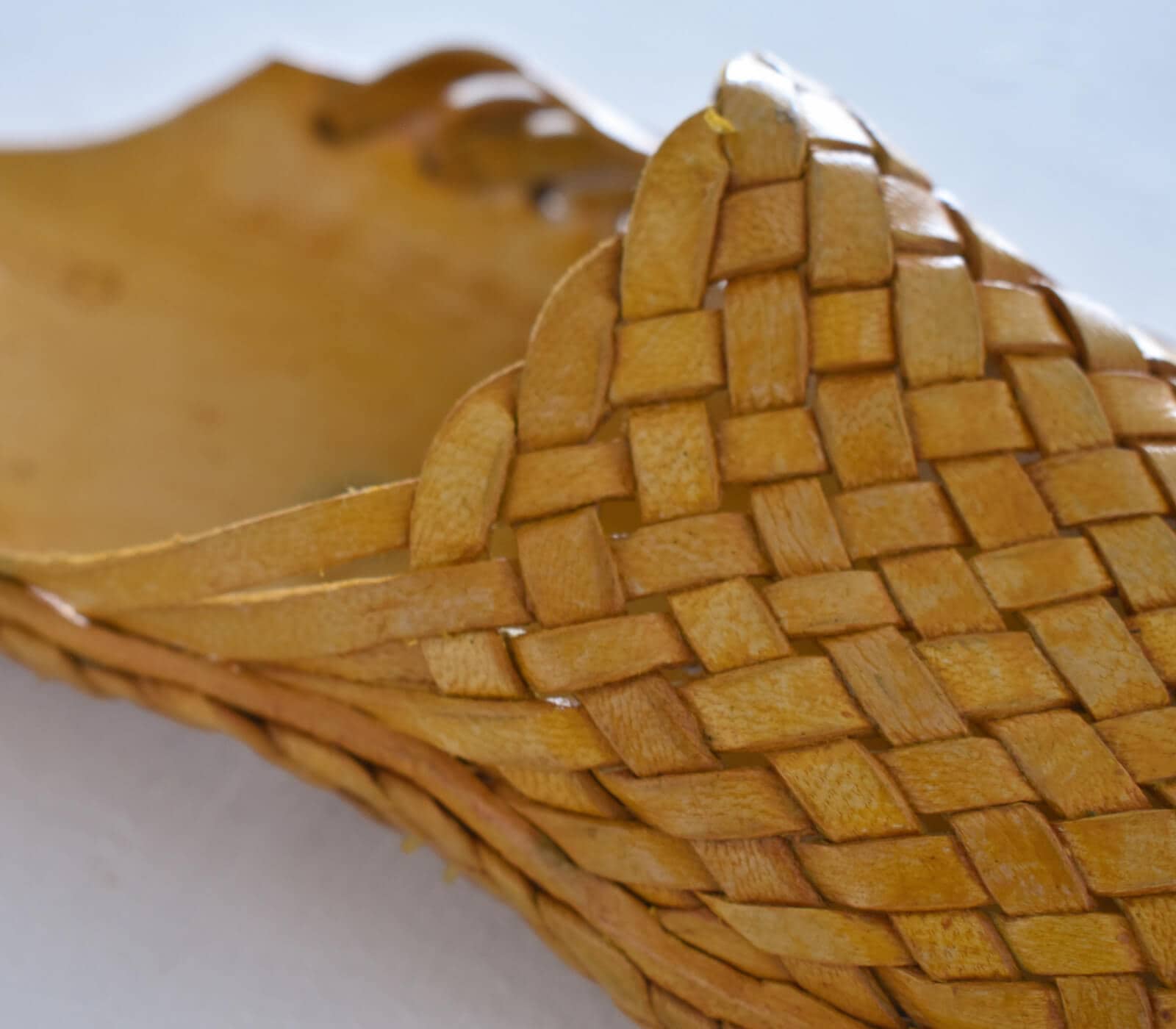 WOVEN CHAPPAL