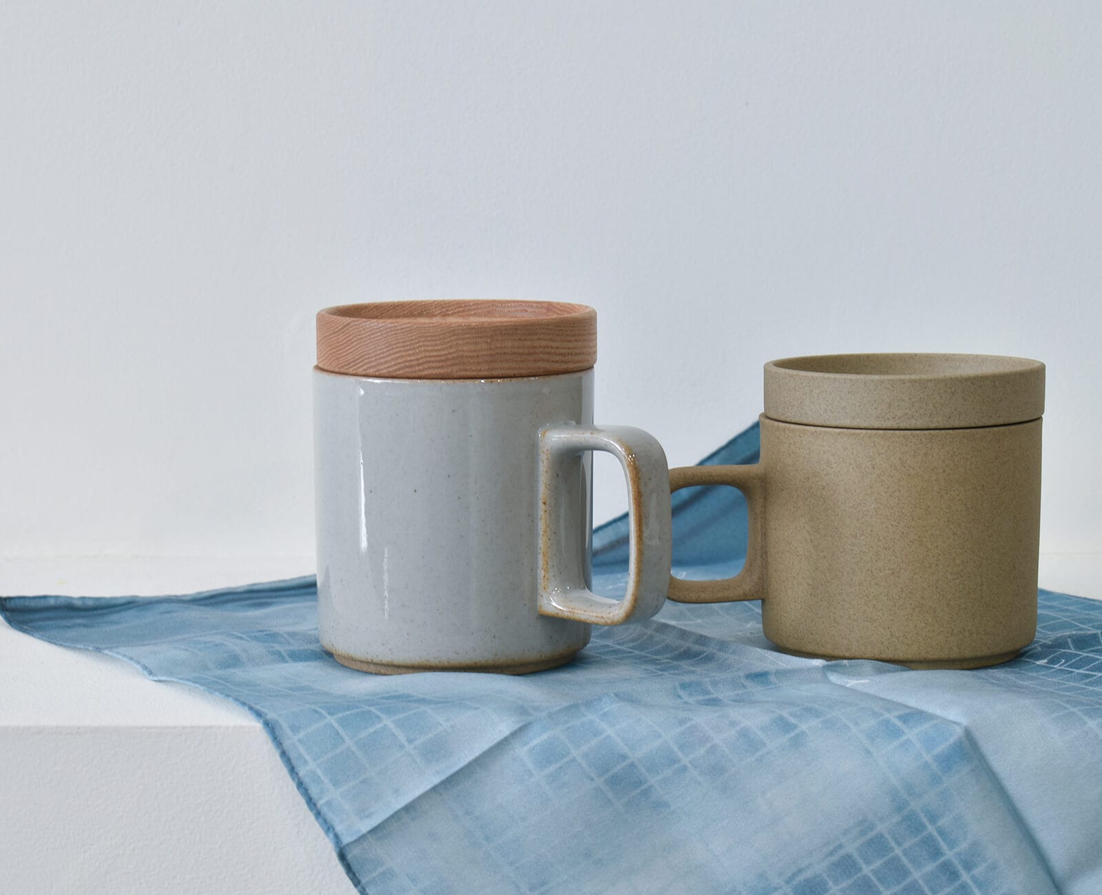 hasami porcelain mug cup