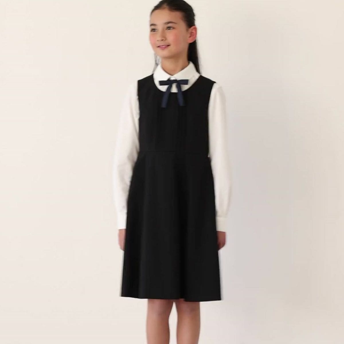 美品　On court dress S サイズ ティーンサイズ追加】フォーマル ピンタックジャンパースカート 140