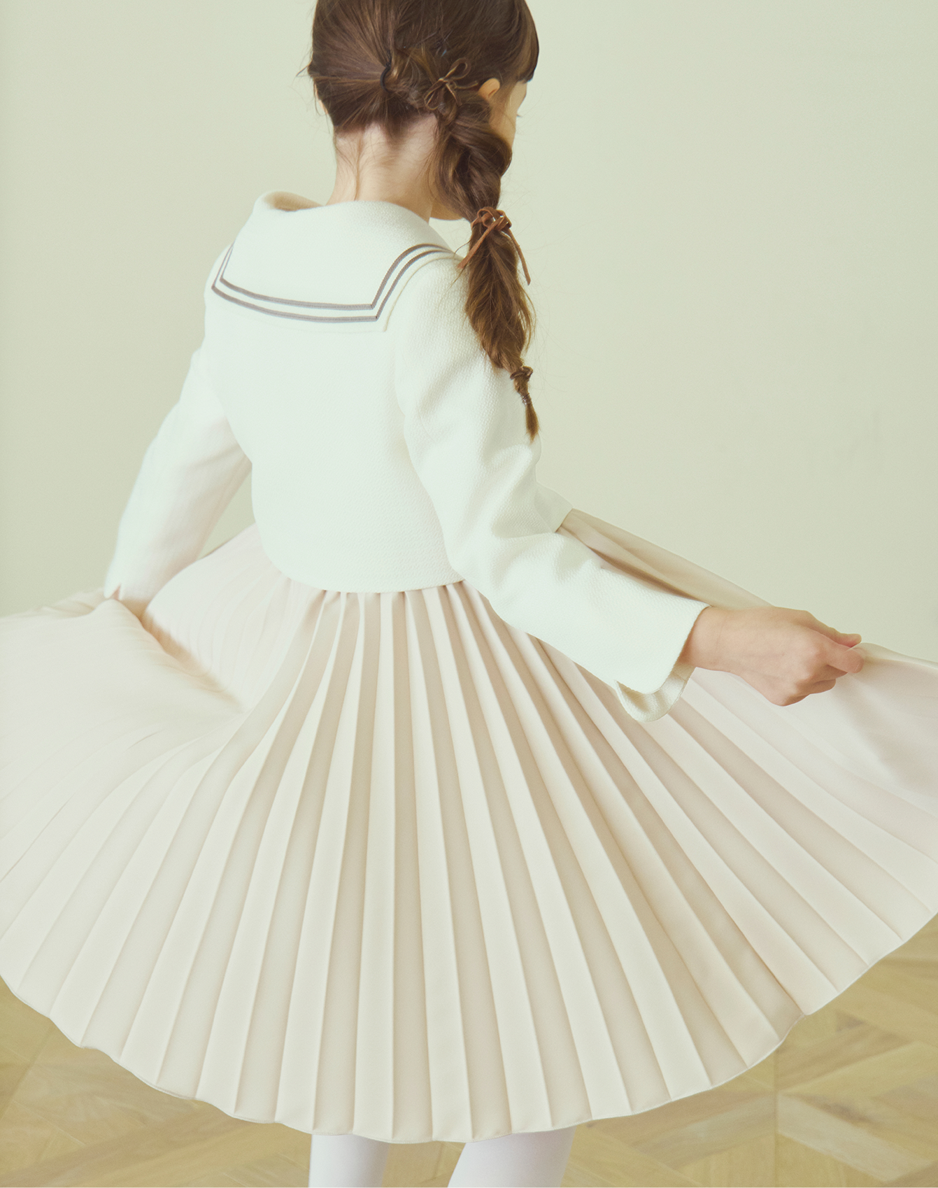 ニュアンスセーラーアンサンブル ベージュ