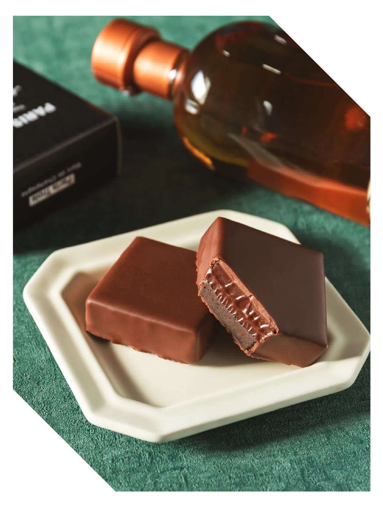 PARIS TROIS 15th Anniversary | 横浜チョコレートのバニラビーンズ