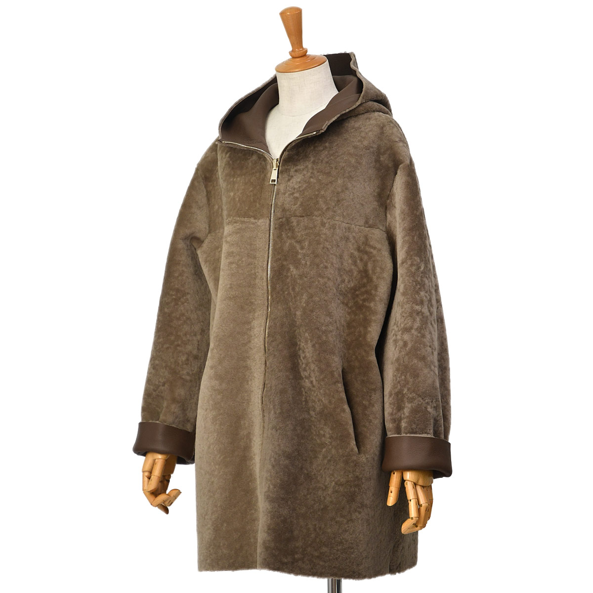 EMMETI【エンメティ】フーデッドムートン NORMA SP MOUTON MARRON