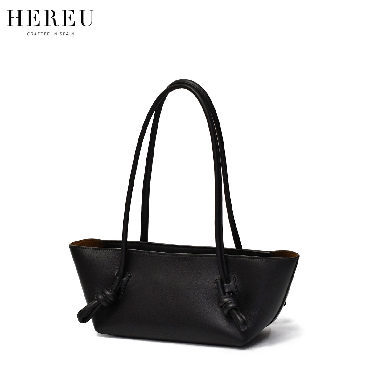 HEREU【へリュー】ノットハンドルショルダーバッグ Fleca BLACK