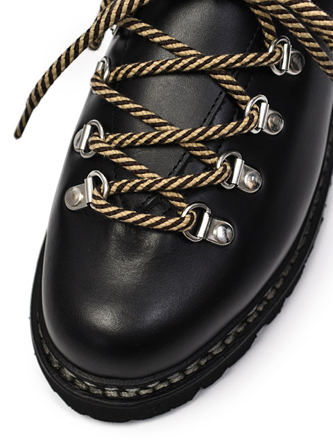 Paraboot【パラブーツ】ローカットマウンテンブーツ CLUSAZ JANNU