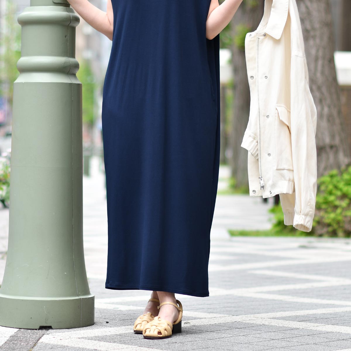 three dots【スリードッツ】ノースリーブワンピース LG5008Y 793 NAVY
