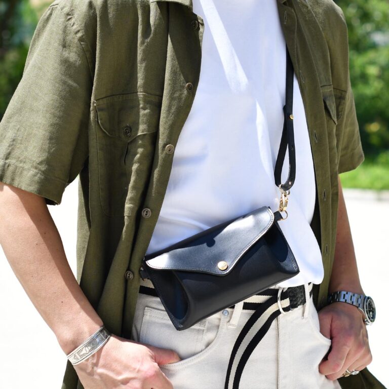 GLENROYAL【グレンロイヤル】MIDIUM PURSE W STRAP NEW BLACK