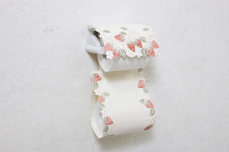 いちご様 トイレットペーパー入れ完成品 いちご様 トイレットペーパー入れ完成品