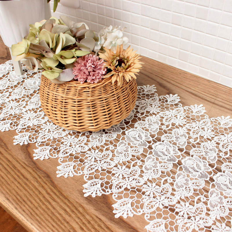 Twinkle rose ギュピールレース テーブルセンター 約27×70cm