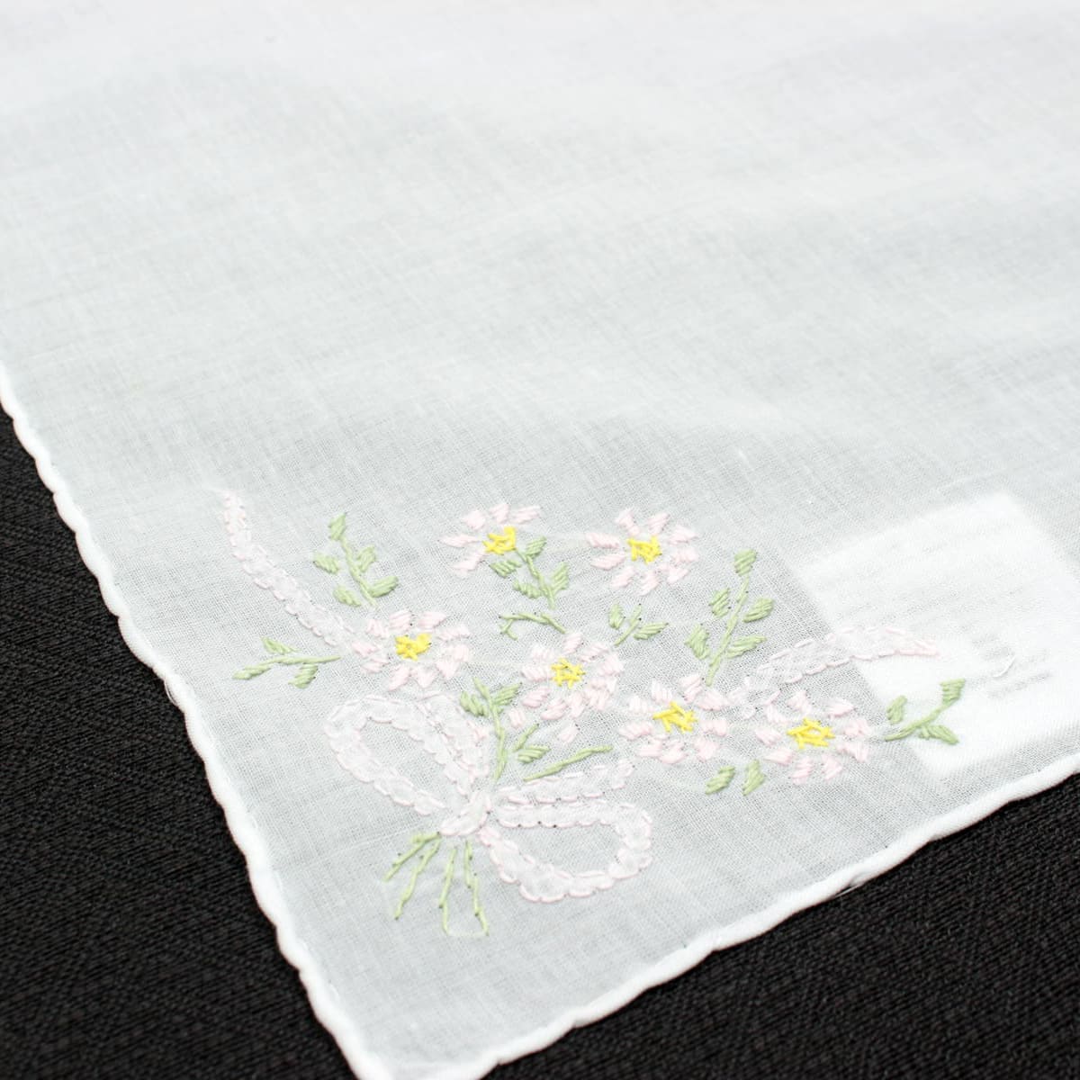 アミブルージュ,スワトウ手刺繍,レース,ハンカチ