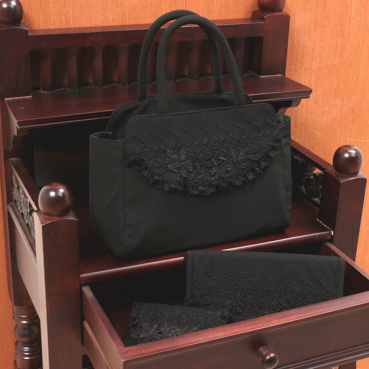 アミブルージュ,フォーマル