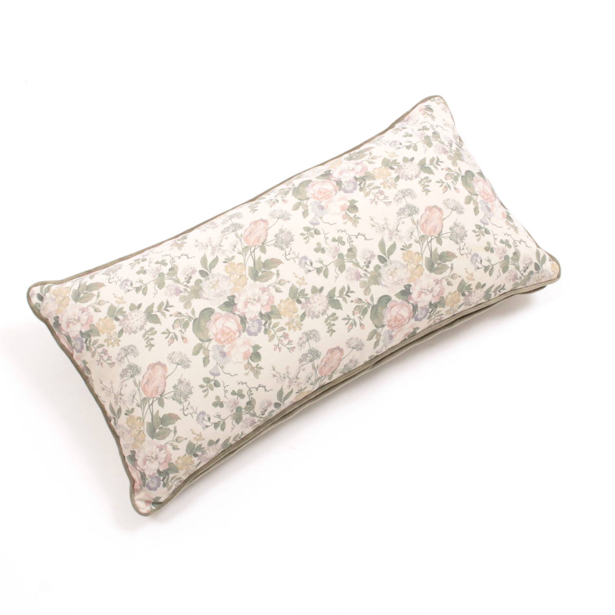 ベルールの腰当クッション,インテリアファブリック アミブルージュ,amibrugge,インテリアレース,ファブリック