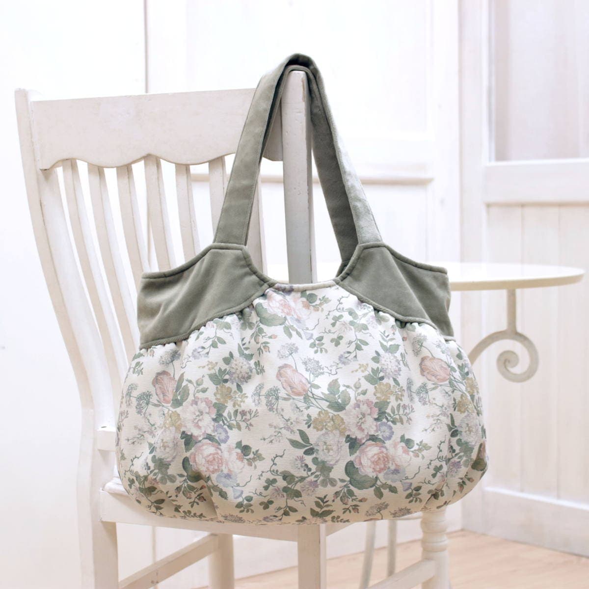 アミブルージュ,amibrugge,インテリアレース,ファブリック,ポーチ,バッグ