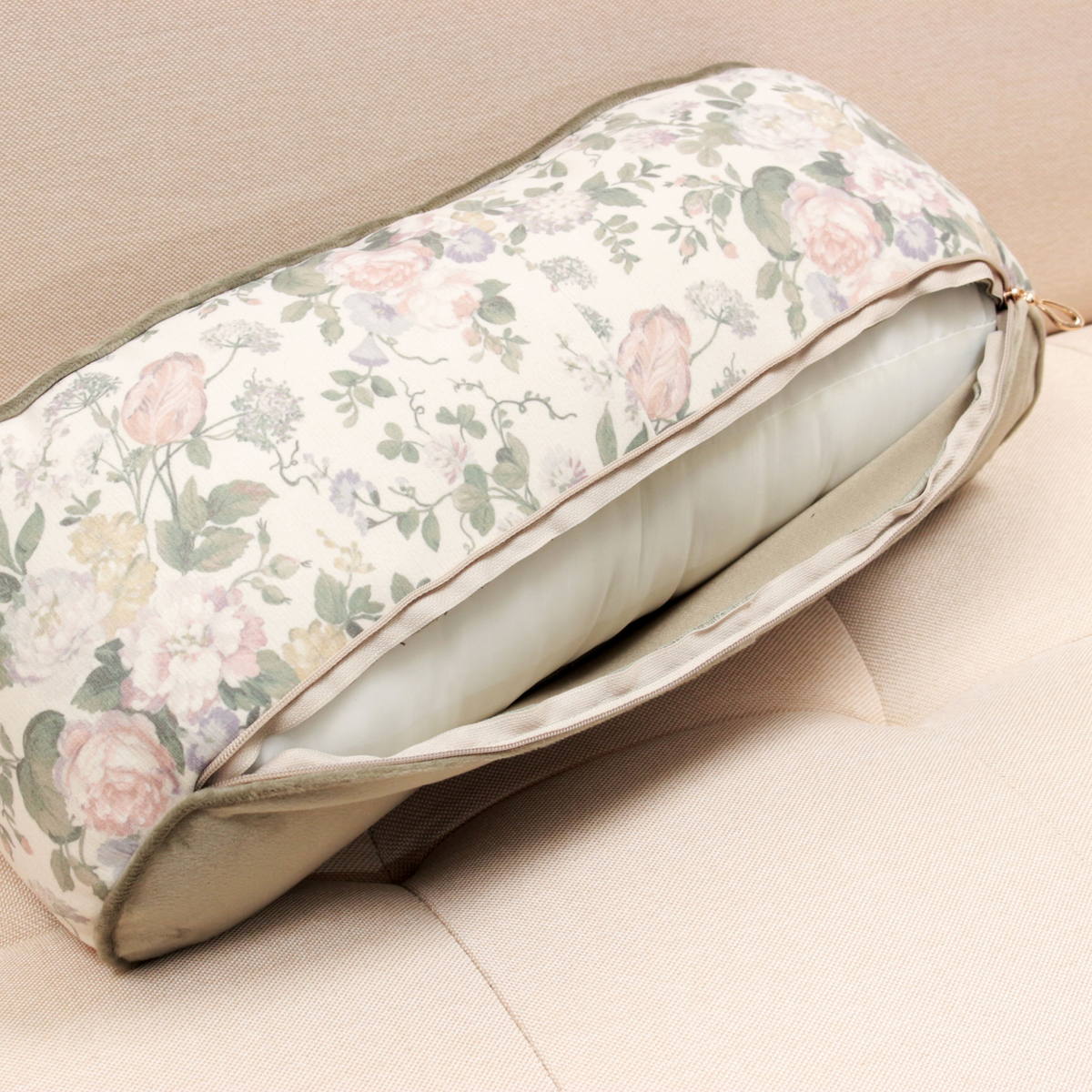 ベルールの 腰当クッション,インテリアファブリック アミブルージュ,amibrugge,インテリアレース,ファブリック